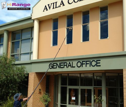 commercial-window-cleaning-mount-waverley-avila-college